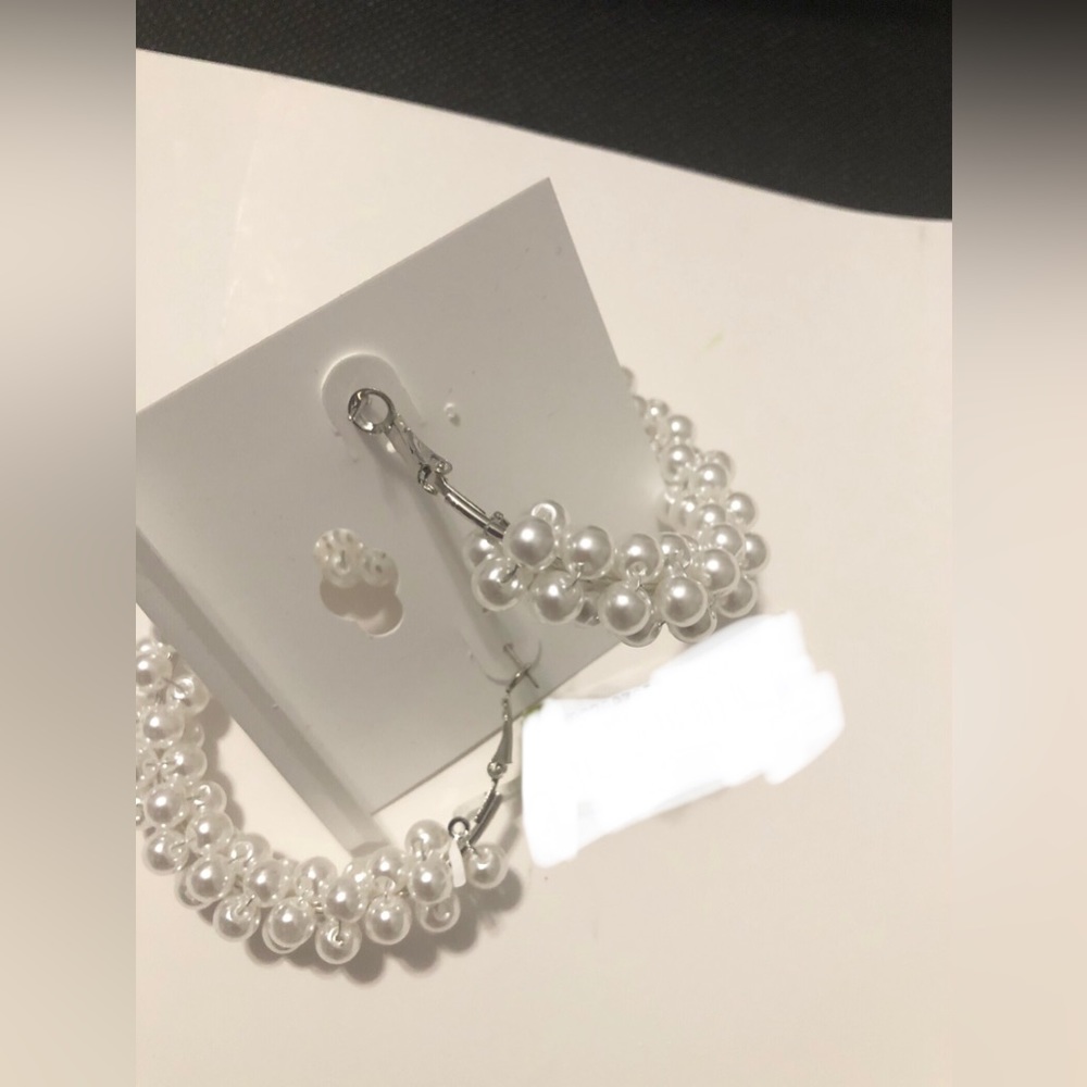 Natasha faux white oversized pearl silver plated‎ hoop earrings new - Picture 12 of 15